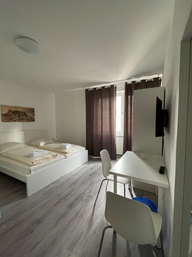 Others 3, Tyros Hotel und Gastehaus am Weidendamm, Region Hannover