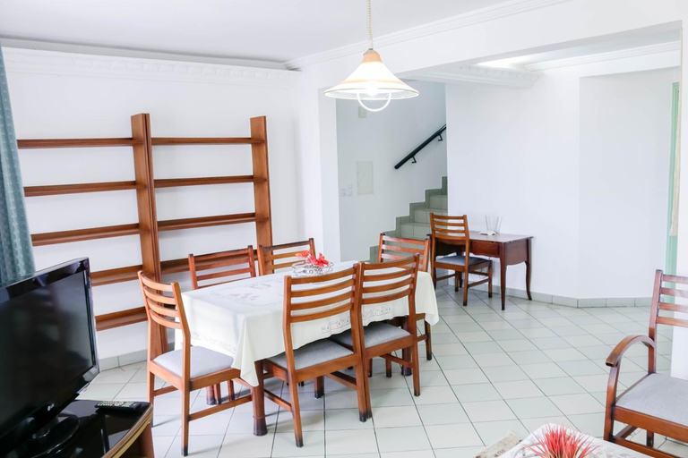 Food & Drinks, Tchero Appartement 1, Wouri
