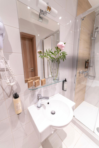Bathroom, Srebrny Bucznik Wellness & Restaurant, Cieszyn