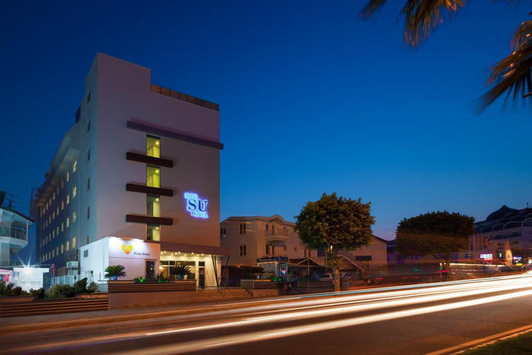 Exterior & Views