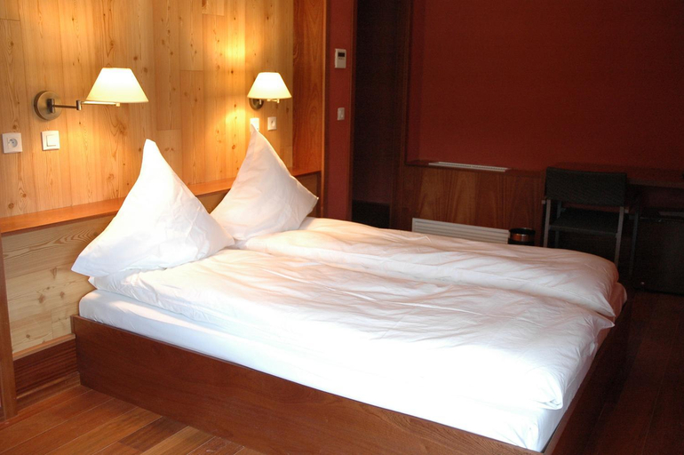Bedroom 2, Le Falken, Moselle