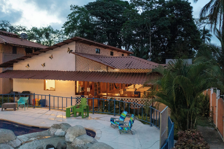 Others 5, Pangea Lodge, Talamanca