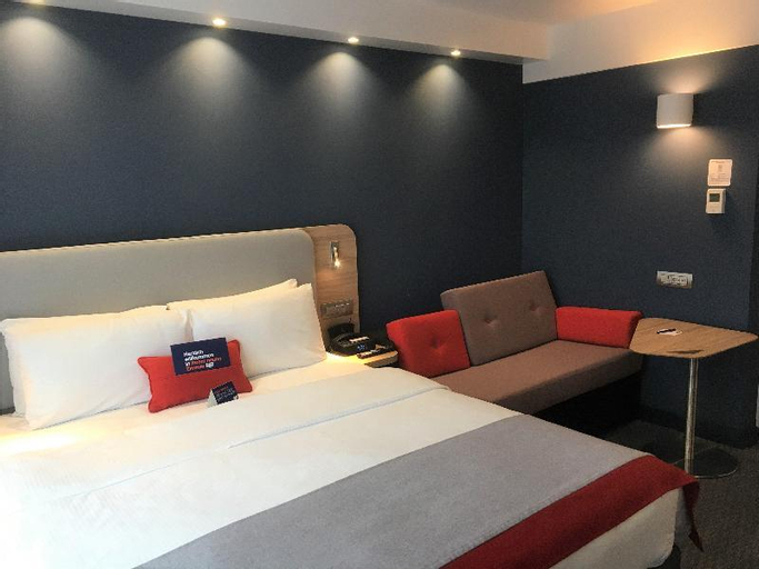 Bedroom 20