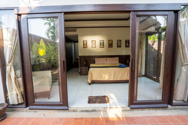 Amazing Beachfront Villa, Ko Lanta