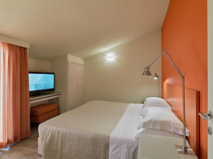 Bedroom 2, PopArtment, Florence