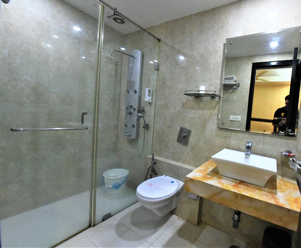 Bedroom 4, Hotel Rupam Kingston Park, West