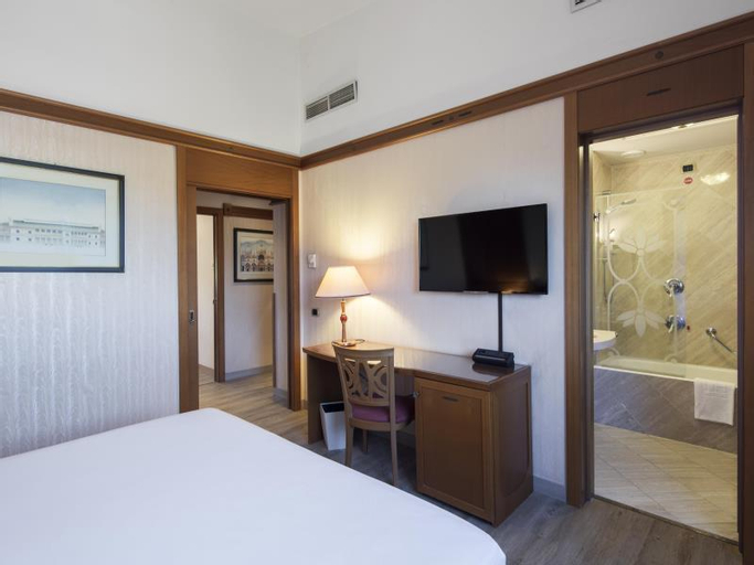 Bedroom 9