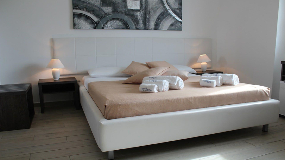 Bedroom 2, Estasi Sul Mare B&B, Lecce