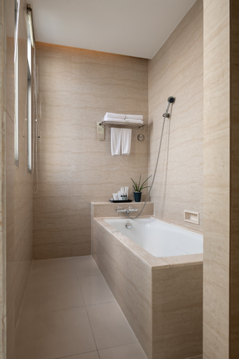 Bathroom 9