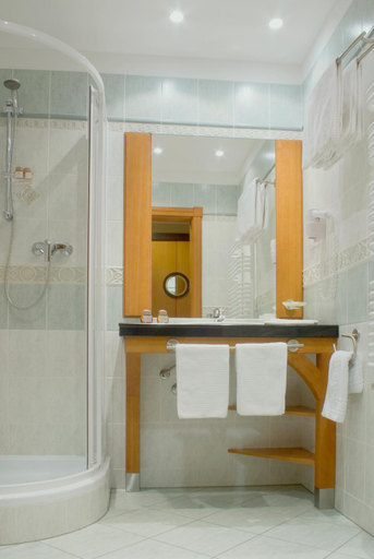 Bathroom 3, Leba Hotel & Spa, Lębork