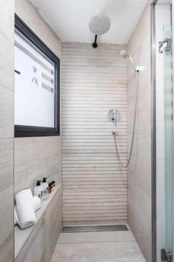 Bathroom 2, JLM Rooftop luxury apartment