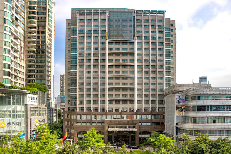 Exterior & Views 10