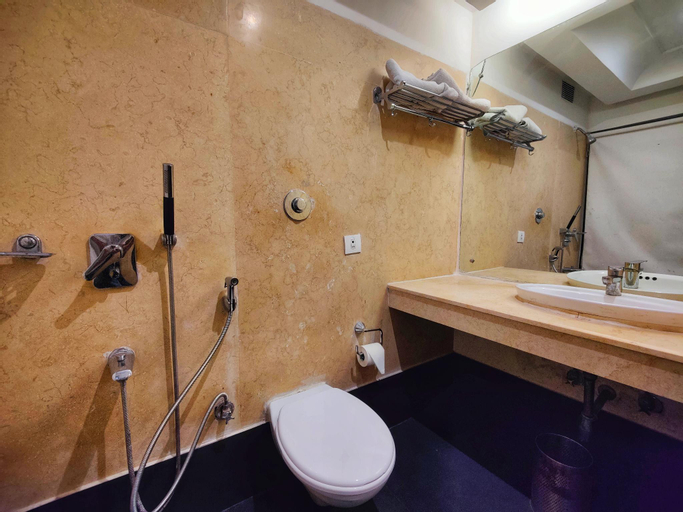 Bathroom 3