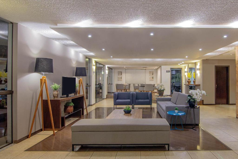 Public Area, Deville Express Cascavel, Cascavel