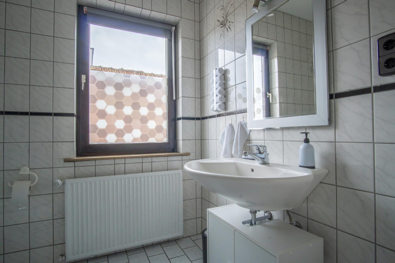 Bathroom 8