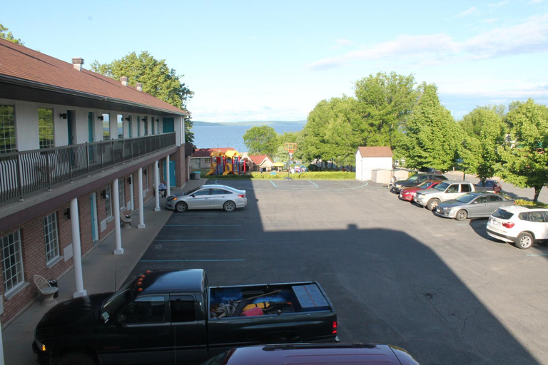 Others 4, LEISURE INN, Timiskaming