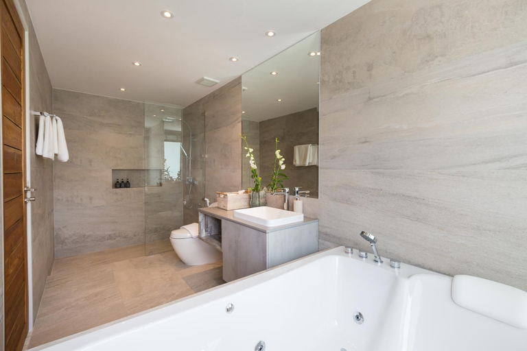 Bathroom 4, Moonstone - Samui's Premier Private Villa, Ko Samui