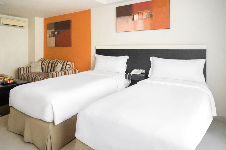 Bedroom 30