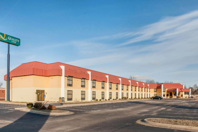 Exterior & Views 2, Quality Inn Seymour I-65, Jackson
