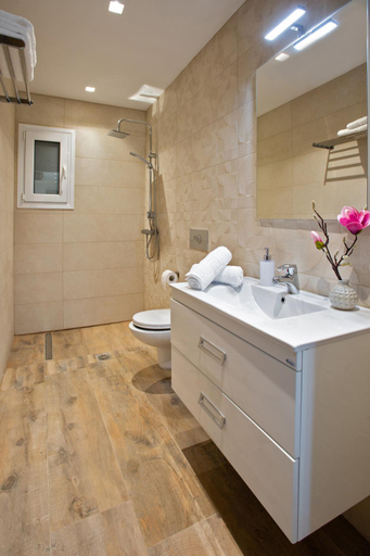 Bathroom 4, Rosemary Rhodes Villa, South Aegean