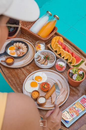 Food & Drinks 5, SIRAVA Kohlarn - สิราวา เกาะล้าน, Pattaya