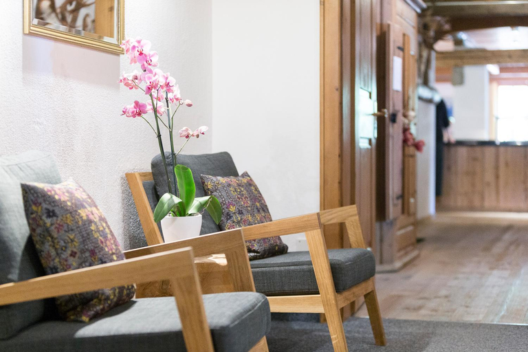 Public Area 2, Hotel Dieschen, Albula