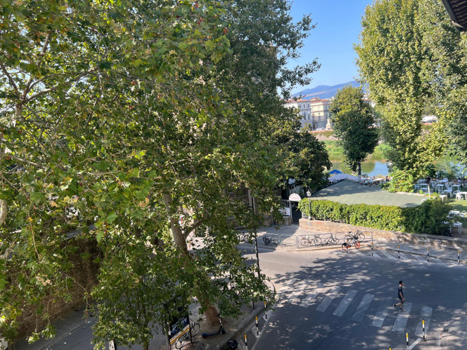 Others 2, Santa Rosa Florence Apartments 3 Bedrooms - Private Parking, Florence