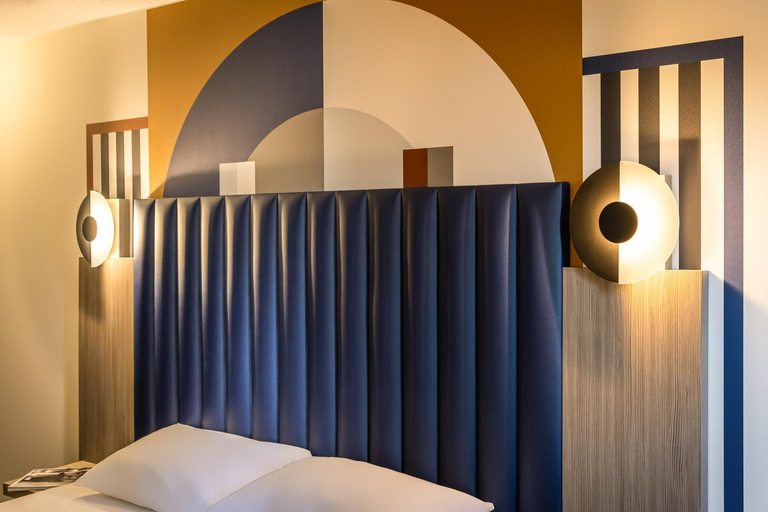 Others 5, ibis Styles Saint-Quentin, Aisne