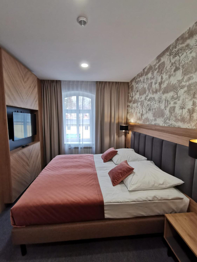 Bedroom 2, Lesny Dwor Karpacz Piekarnia Mio Padre Restauracja Mamma Mia, Jelenia Góra