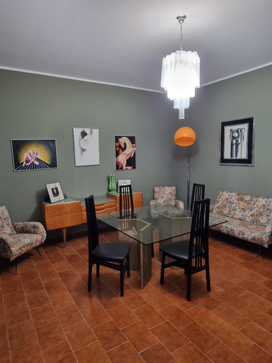 Facilities 5, VintageCo. Apartments, Catania
