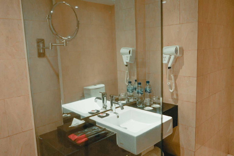 Bathroom 17