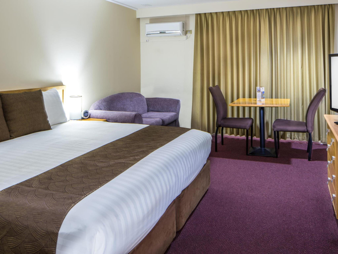 Bedroom 3, Hospitality Geraldton, SureStay by Best Western, Geraldton