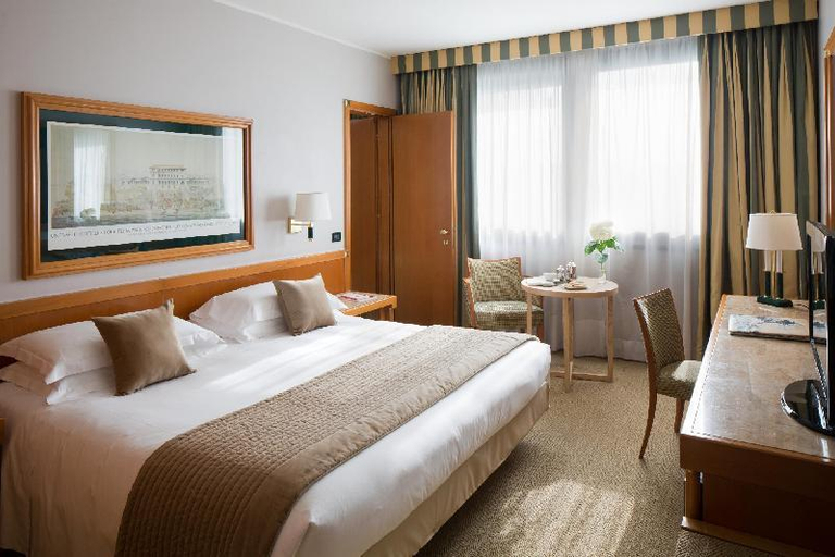 Bedroom 17