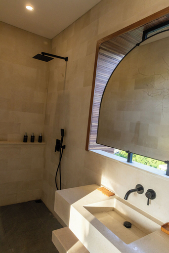 Bathroom 3