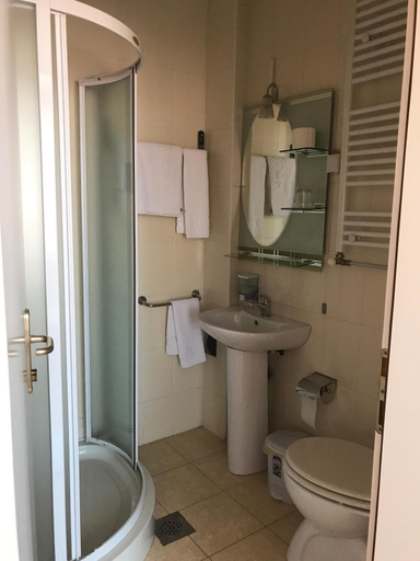 Bathroom 3, Hotel Satelit Kumanovo