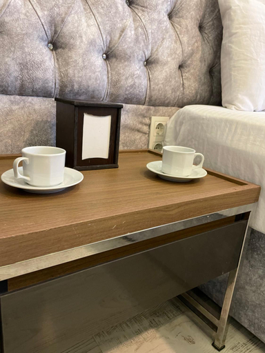 Others 4, Arat Apartments, Fatih