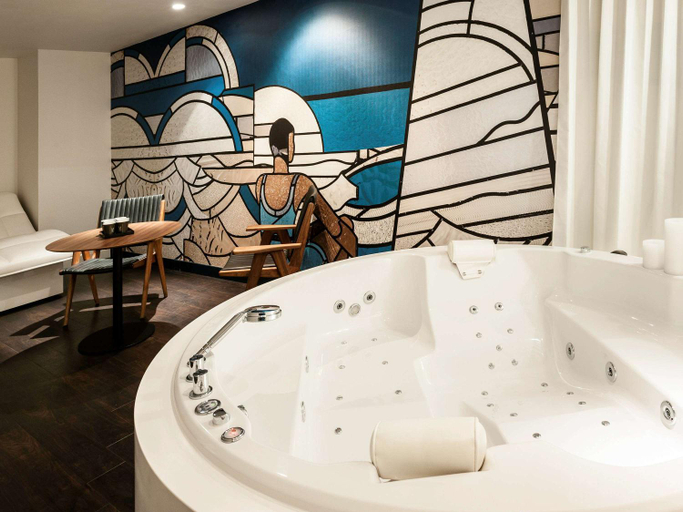 Bathroom 4, Molitor Hotel & Spa Paris - MGallery Collection, Hauts-de-Seine