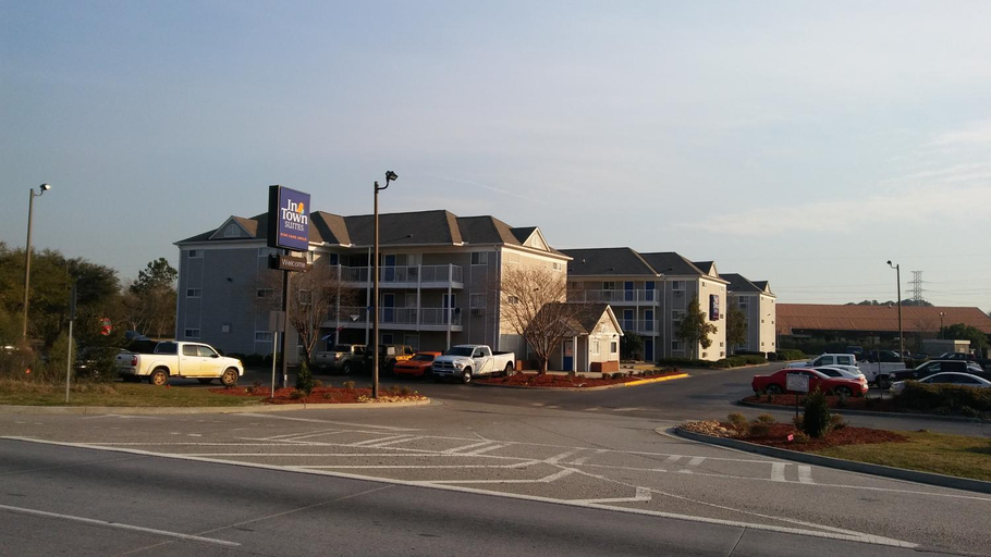 Exterior & Views 1, InTown Suites Extended Stay Savannah GA, Chatham