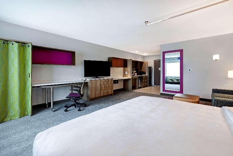Bedroom 16