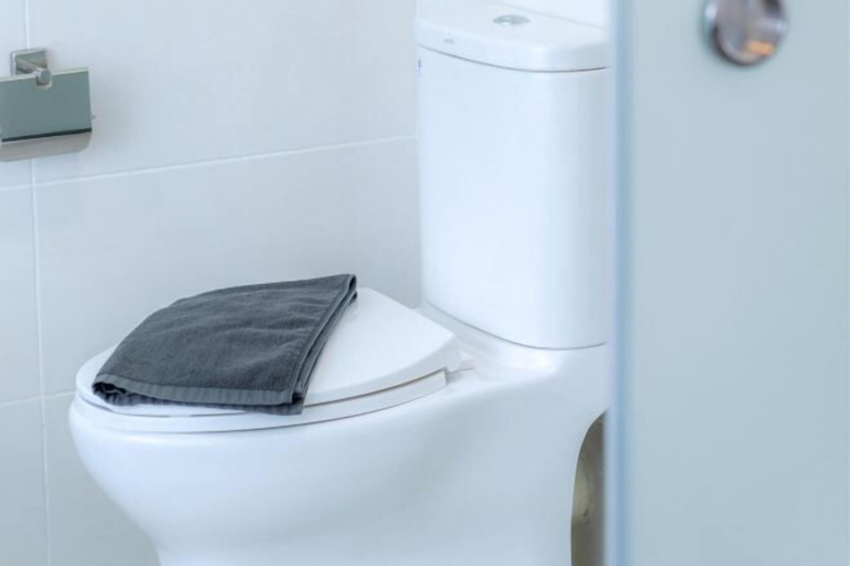 Bathroom 16