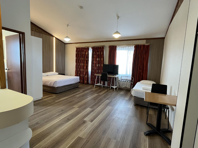 Bedroom 7