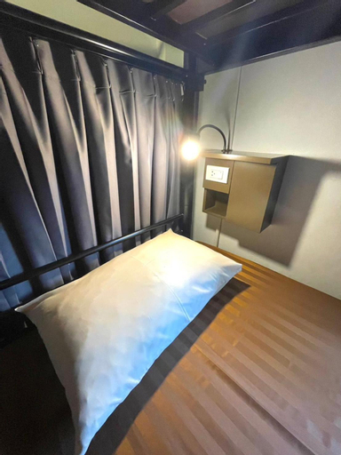 Bedroom 13