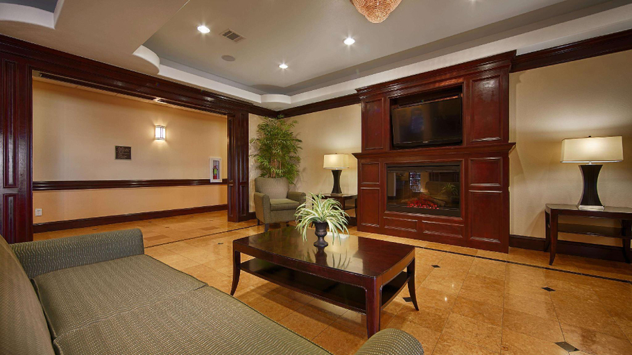 Public Area 2, Best Western Plus Manvel Inn & Suites, Brazoria