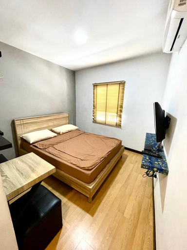 Bedroom 12