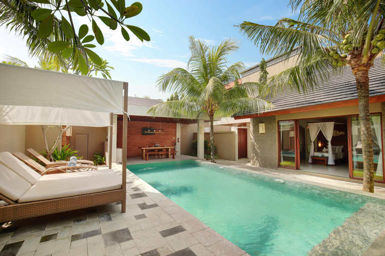 Swimming Pool 15