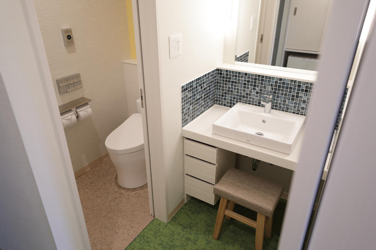 Bathroom 1