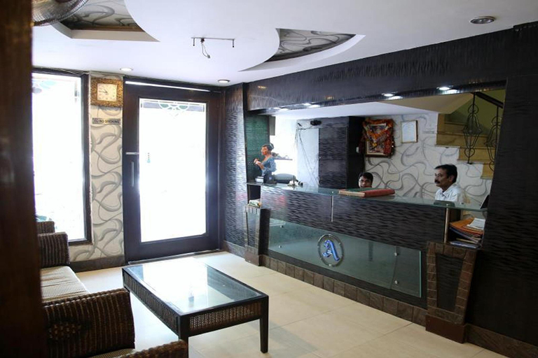 Public Area 3, Anand Hotel With banquet hall Karol Bagh, Delhi