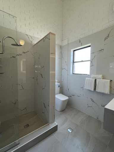Bathroom 6