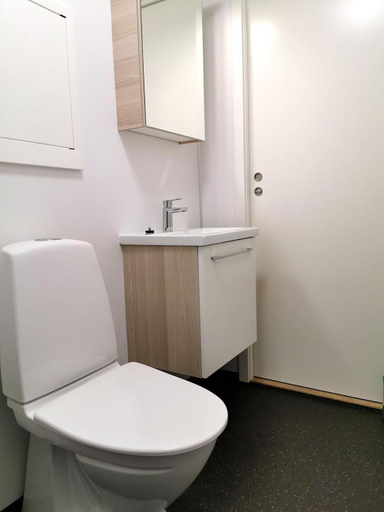 Bathroom 4, Lapphaugen turiststasjon, Lavangen