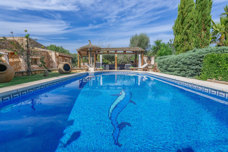 Sport & Beauty 5, Cas Mostatxet sencelles - Villa With Pool, Baleares